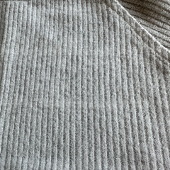 Extremely soft light gray with barely visible white stripes so soft - Picture 3 of 3